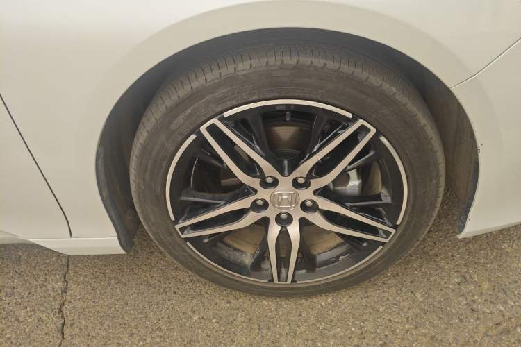 Used Honda Accord 2022 260TURBO Phantom Night · Prestige Edition Right Front Wheel Hub