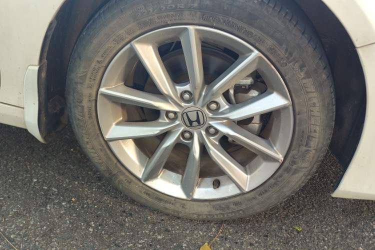 Used Honda Accord 2022 260TURBO Luxury Edition Right Front Wheel Hub