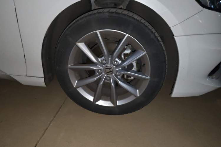Used Honda Accord 2022 260TURBO Luxury Edition Right Front Wheel Hub