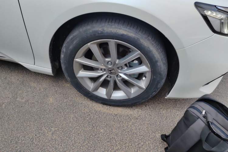 Used Honda Accord 2022 260TURBO Luxury Edition Right Front Wheel Hub