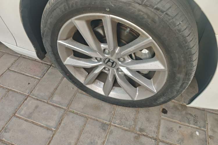 Used Honda Accord 2022 260TURBO Luxury Edition Right Front Wheel Hub