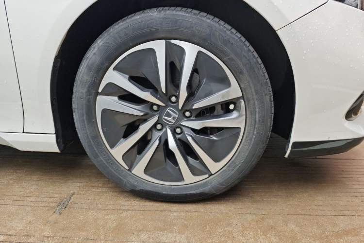 Used Honda Accord 2022 Xing·Hybrid 2.0L Xingling Version Right Front Wheel Hub