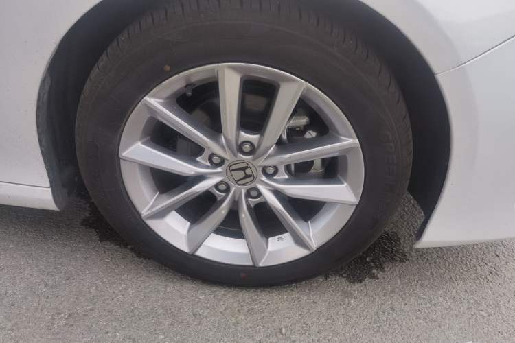Used Honda Accord 2022 260TURBO Luxury Edition Right Front Wheel Hub