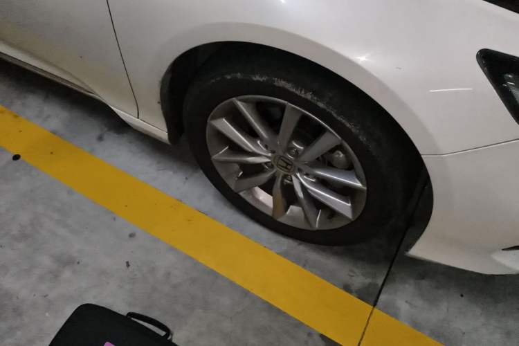 Used Honda Accord 2022 260TURBO Luxury Edition Right Front Wheel Hub