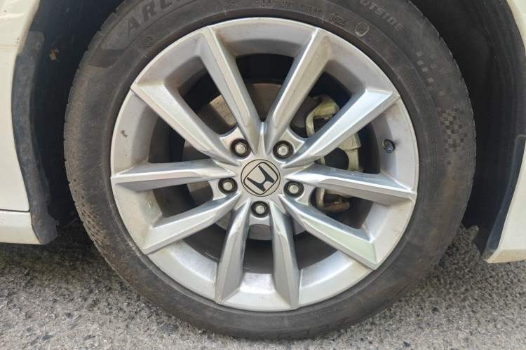 Used Honda Accord 2022 260TURBO Luxury Edition Right Front Wheel Hub