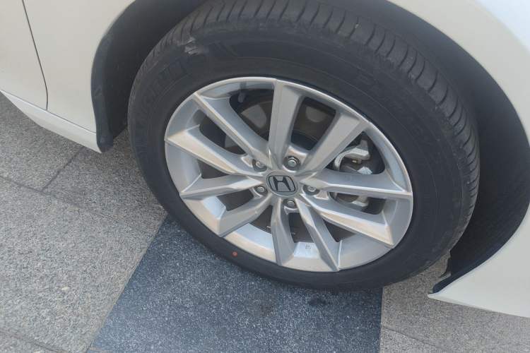 Used Honda Accord 2022 260TURBO Luxury Edition Right Front Wheel Hub