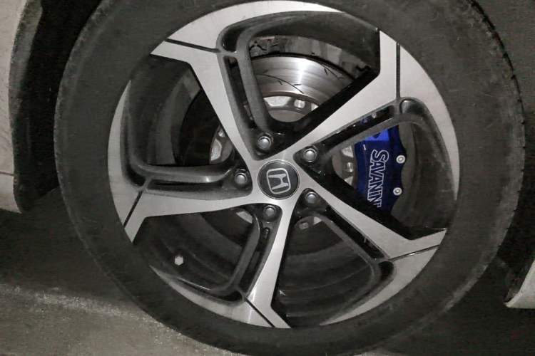 Used Honda Accord 2022 260TURBO Luxury Edition Right Front Wheel Hub