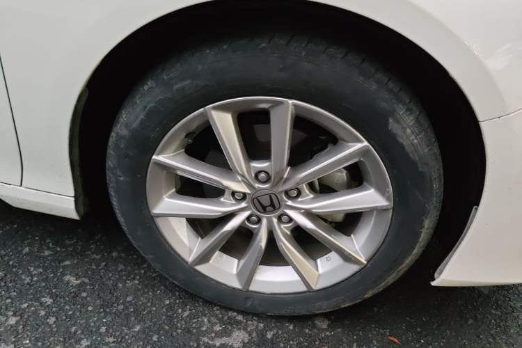Used Honda Accord 2022 260TURBO Luxury Edition Right Front Wheel Hub
