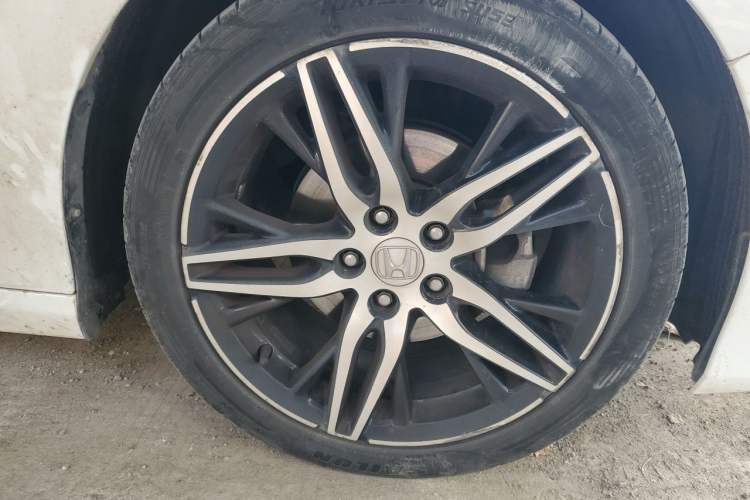 Used Honda Accord 2022 260TURBO Phantom Night · Prestige Edition Right Front Wheel Hub