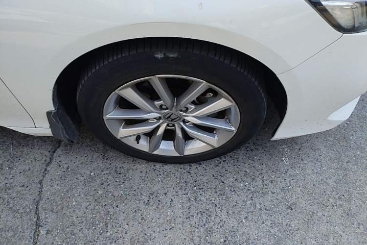 Used Honda Accord 2022 260TURBO Luxury Edition Right Front Wheel Hub