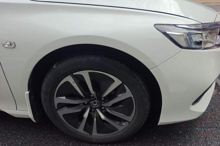 Used Honda Accord 2022 Xingyue L Hybrid 2.0L Rui Ku Edition Right Front Wheel Hub