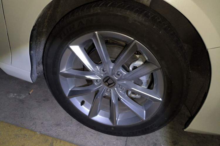 Used Honda Accord 2022 260TURBO Luxury Edition Right Front Wheel Hub