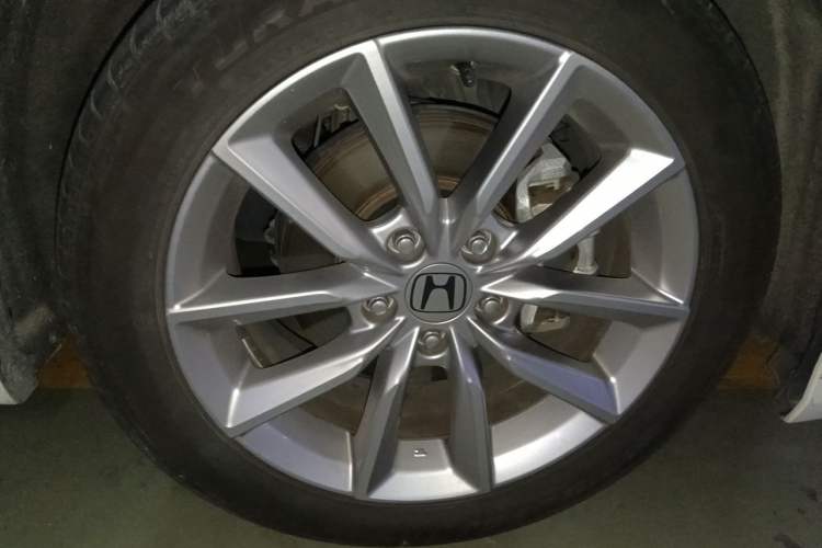 Used Honda Accord 2022 260TURBO Luxury Edition Right Front Wheel Hub