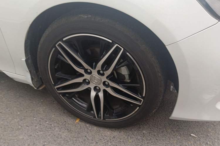 Used Honda Accord 2022 260TURBO Phantom Night · Prestige Edition Right Front Wheel Hub