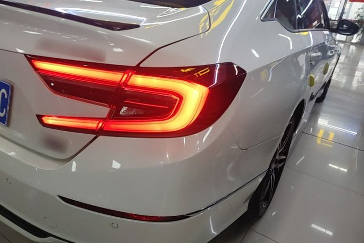 Used Honda Accord 2022 260TURBO Phantom Night · Prestige Edition Right Rear Taillight