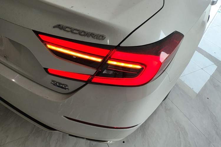 Used Honda Accord 2022 260TURBO Luxury Edition Right Rear Taillight