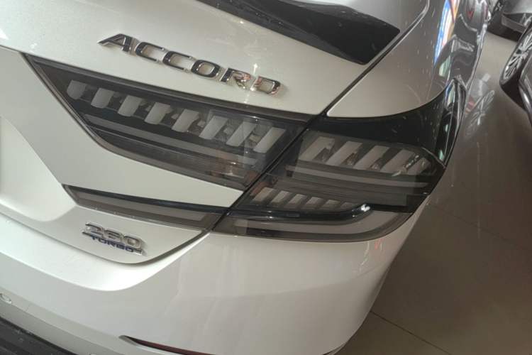 Used Honda Accord 2022 260TURBO Phantom Night · Prestige Edition Right Rear Taillight