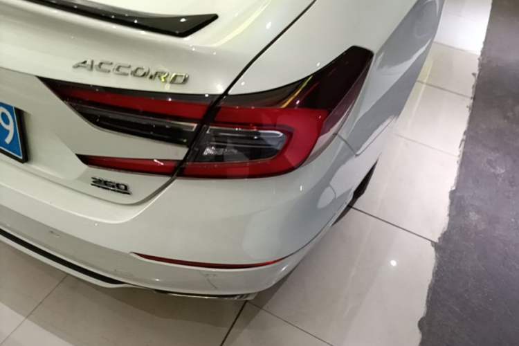 Used Honda Accord 2022 260TURBO Phantom Night · Prestige Edition Right Rear Taillight