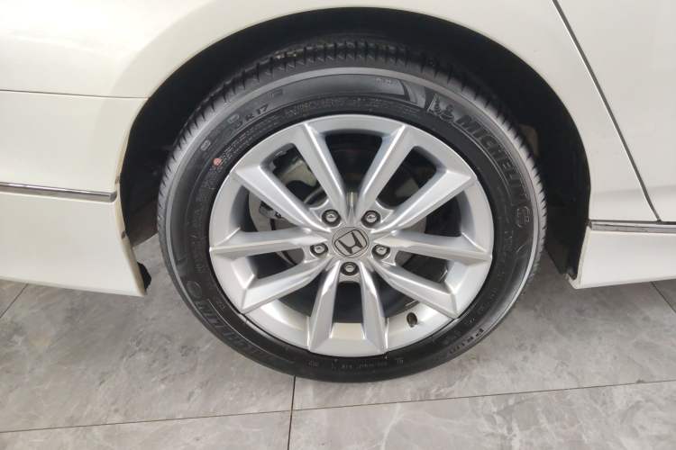 Used Honda Accord 2022 260TURBO Luxury Edition Right Rear Wheel Hub