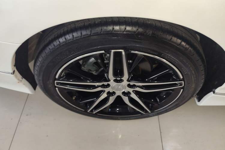 Used Honda Accord 2022 260TURBO Phantom Night · Prestige Edition Right Rear Wheel Hub