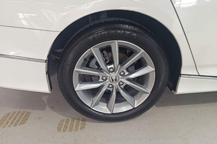 Used Honda Accord 2022 260TURBO Luxury Edition Right Rear Wheel Hub