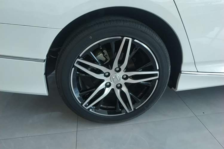 Used Honda Accord 2022 Xing·Hybrid 2.0L Phantom Night·Sharp Intelligence Edition Right Rear Wheel Hub