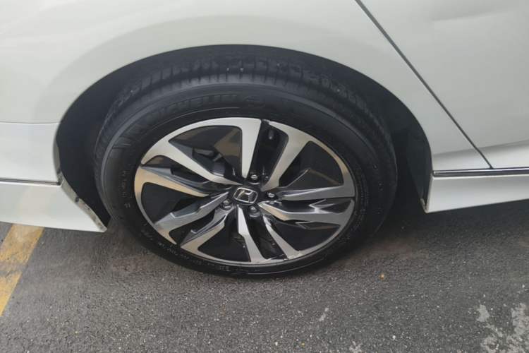 Used Honda Accord 2022 Xing·Hybrid 2.0L Xingling Version Right Rear Wheel Hub