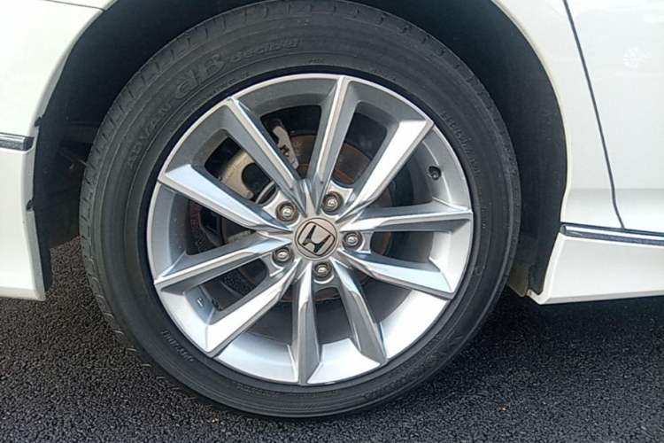 Used Honda Accord 2022 260TURBO Luxury Edition Right Rear Wheel Hub