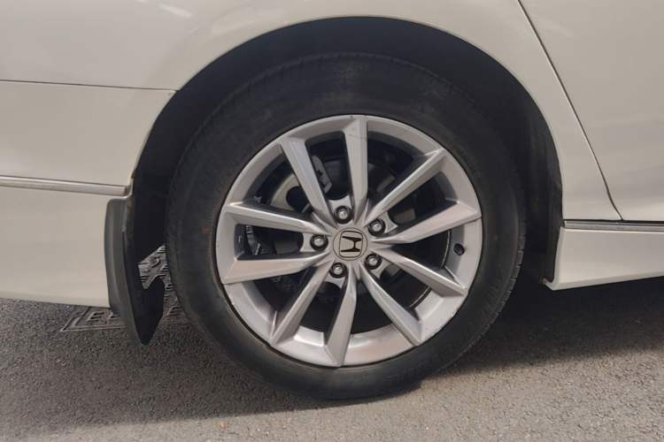 Used Honda Accord 2022 260TURBO Luxury Edition Right Rear Wheel Hub