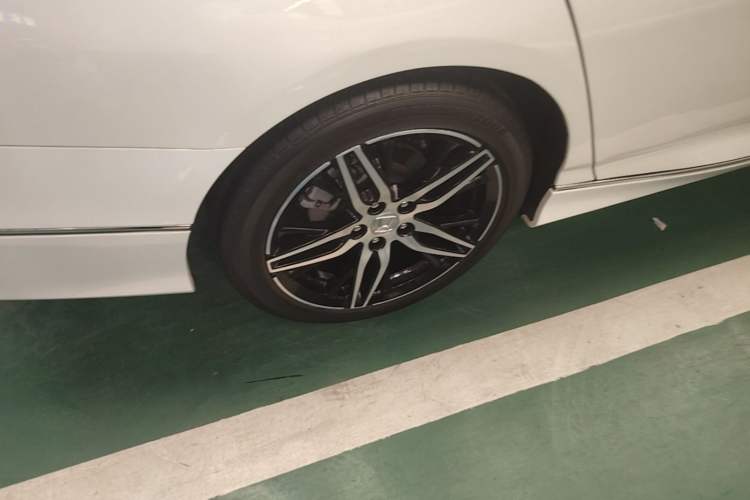 Used Honda Accord 2022 260TURBO Phantom Night · Prestige Edition Right Rear Wheel Hub