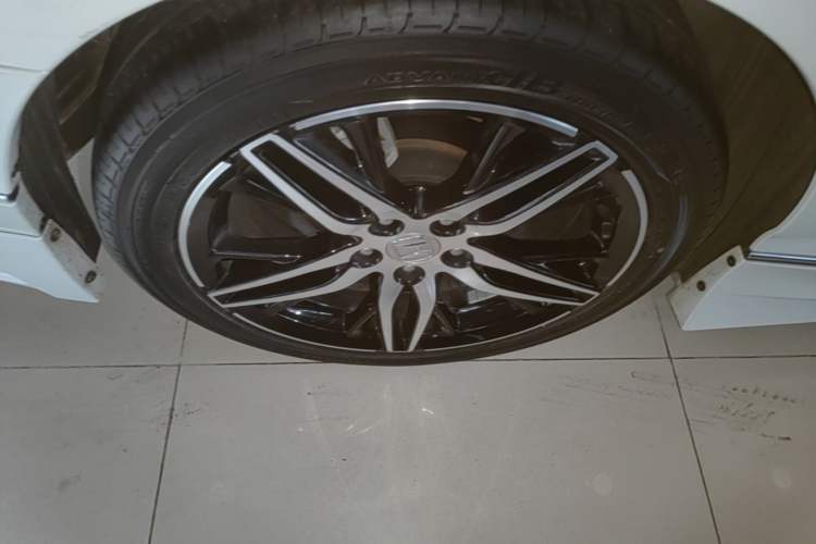 Used Honda Accord 2022 260TURBO Phantom Night · Prestige Edition Right Rear Wheel Hub