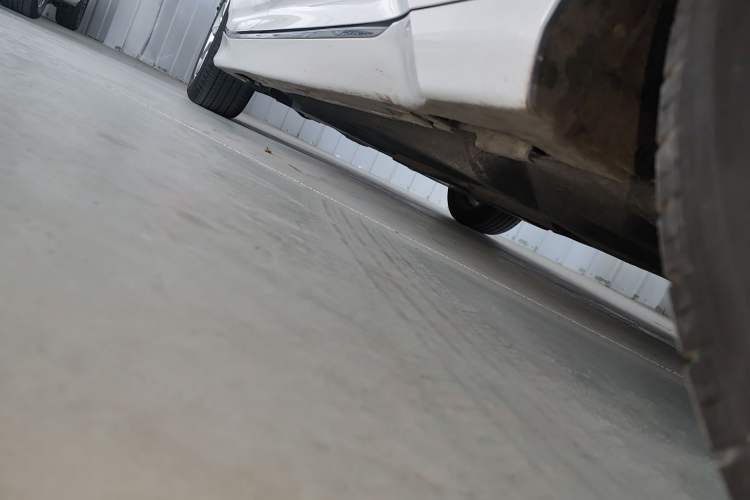 Used Honda Accord 2022 260TURBO Luxury Edition Right Side Sill