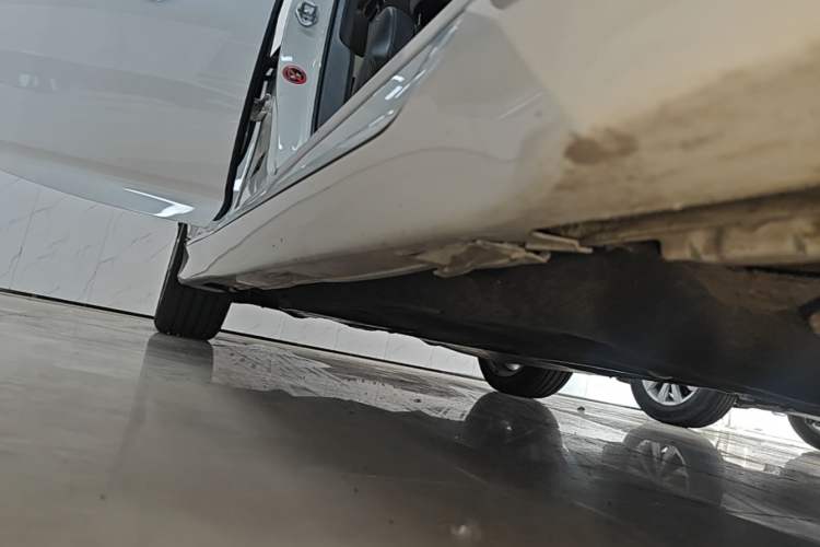 Used Honda Accord 2022 260TURBO Luxury Edition Right Side Sill