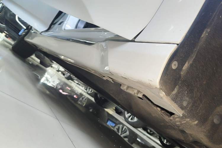 Used Honda Accord 2022 260TURBO Phantom Night · Prestige Edition Right Side Sill