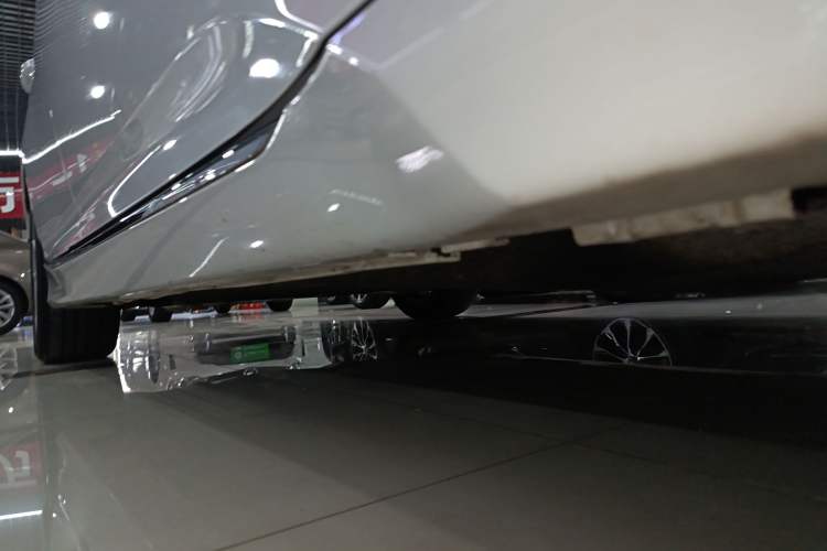 Used Honda Accord 2022 260TURBO Luxury Edition Right Side Sill