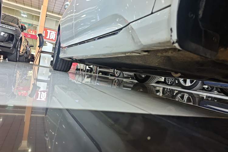 Used Honda Accord 2022 260TURBO Luxury Edition Right Side Sill