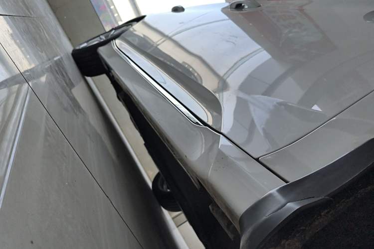 Used Honda Accord 2022 260TURBO Luxury Edition Right Side Sill