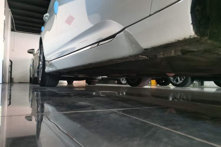 Used Honda Accord 2022 260TURBO Luxury Edition Right Side Sill
