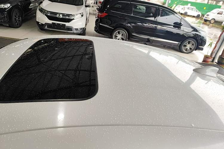Used Honda Accord 2022 260TURBO Luxury Edition Roof