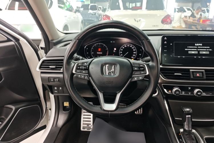 Used Honda Accord 2022 260TURBO Phantom Night · Prestige Edition Steering Wheel