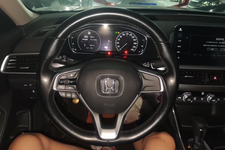 Used Honda Accord 2022 260TURBO Luxury Edition Steering Wheel