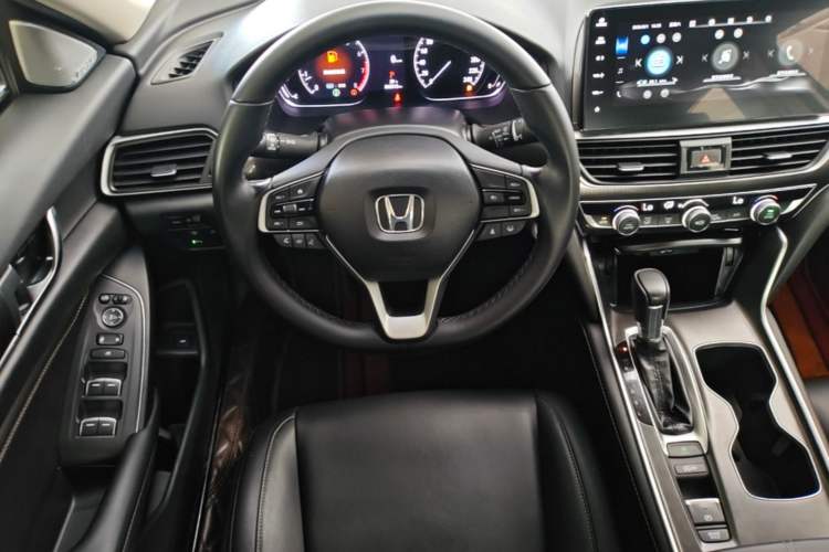 Used Honda Accord 2022 260TURBO Phantom Night · Prestige Edition Steering Wheel
