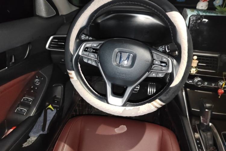 Used Honda Accord 2022 260TURBO Phantom Night · Prestige Edition Steering Wheel
