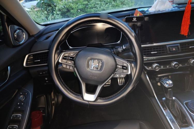 Used Honda Accord 2022 260TURBO Phantom Night · Prestige Edition Steering Wheel