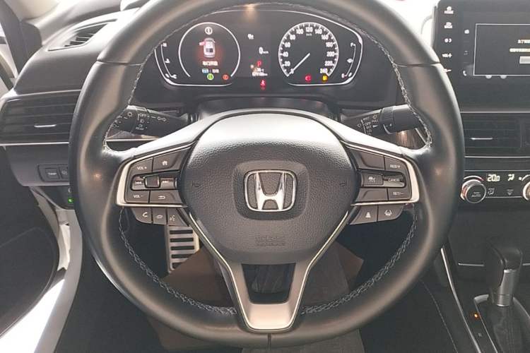 Used Honda Accord 2022 260TURBO Phantom Night · Prestige Edition Steering Wheel