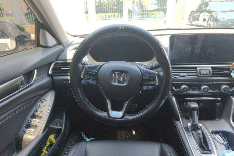 Used Honda Accord 2022 260TURBO Phantom Night · Prestige Edition Steering Wheel