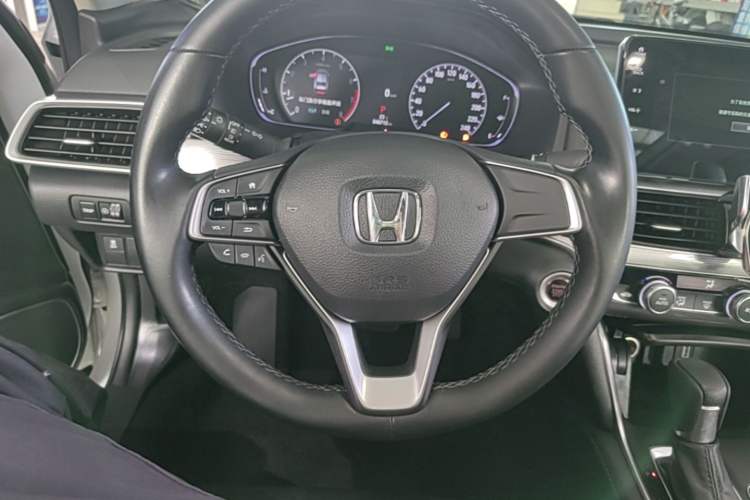 Used Honda Accord 2022 260TURBO Luxury Edition Steering Wheel