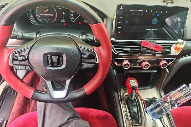 Used Honda Accord 2022 260TURBO Phantom Night · Prestige Edition Steering Wheel