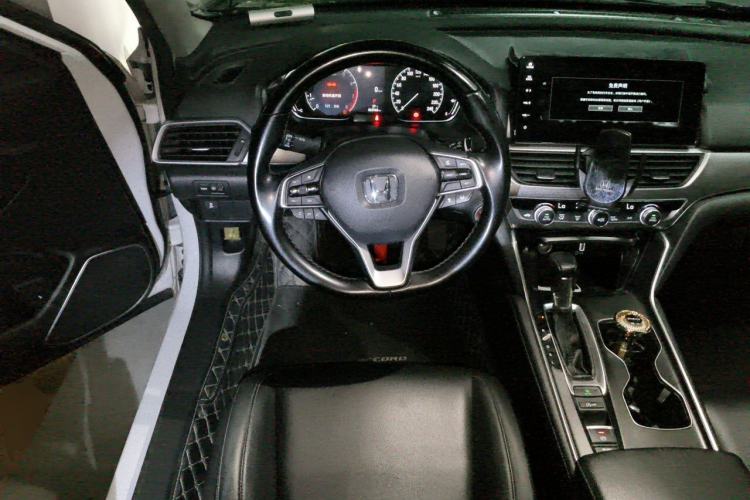 Used Honda Accord 2022 260TURBO Luxury Edition Steering Wheel