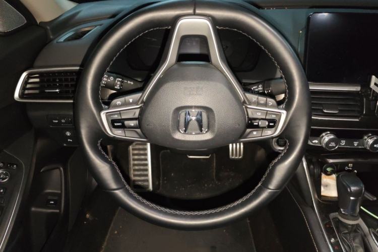 Used Honda Accord 2022 260TURBO Phantom Night · Prestige Edition Steering Wheel